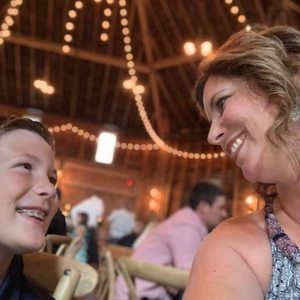 Meet your Posher, Elizabeth